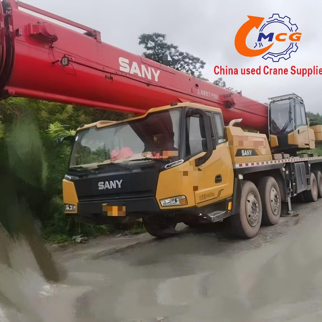 Cần cẩu xe tải đã qua sử dụng Sany 2024 55 tấn STC550C5-8, hiệu suất cao.
