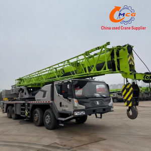 Cần cẩu xe tải Zoomlion 50 tấn Ztc500h5-1 giá rẻ tình trạng tốt cần bán