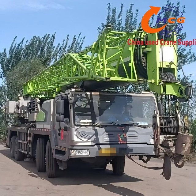Một chiếc xe tải đã sử dụng cần trục xe tải năm 2020 đáng tin cậy ở mức giá hợp lý và trong tình trạng tuyệt vời.