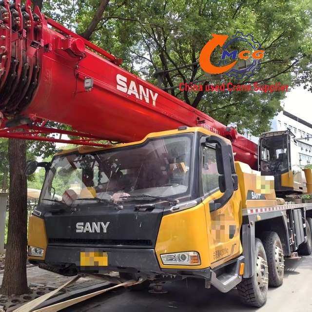 Cần bán: Cần cẩu xe tải Sany 50 tấn STC500C5-8 hiệu suất cao 2023.