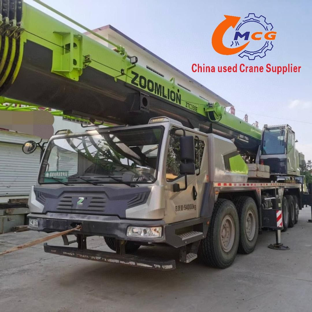 Chúng tôi đang bán một chiếc xe tải đã sử dụng xe tải đã sử dụng xe tải năm 2021 của Zoomlion 95 tấn với giá cả hợp lý và hiệu suất chi phí cao.