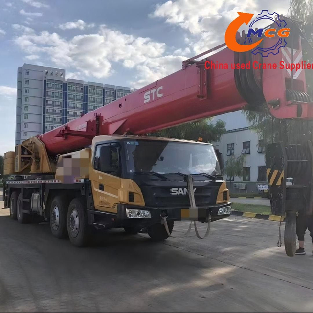 ĐỂ BÁN: Một cần cẩu xe tải bùng nổ có hiệu quả 2020 SANY 70 tấn phù hợp cho các ứng dụng khác nhau.