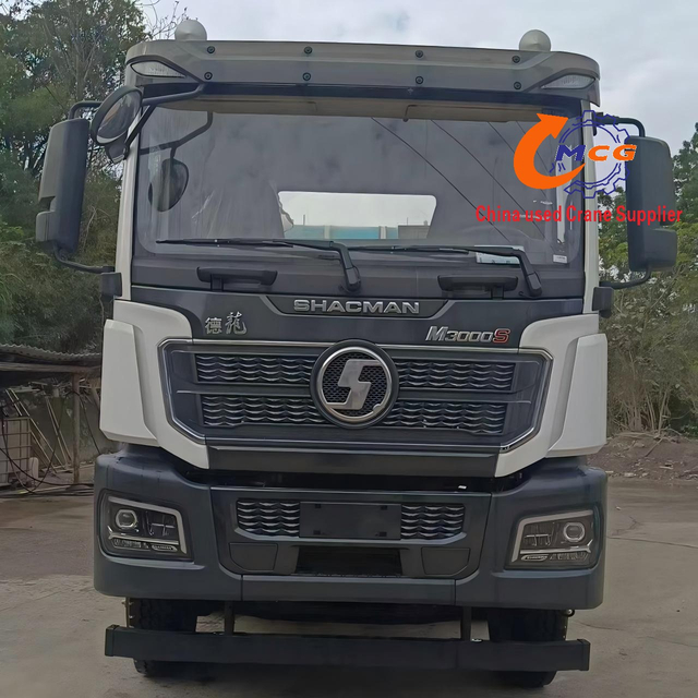 Xe tải trộn xi măng thủy lực hoàn toàn Linyu 12m³ hiệu suất cao